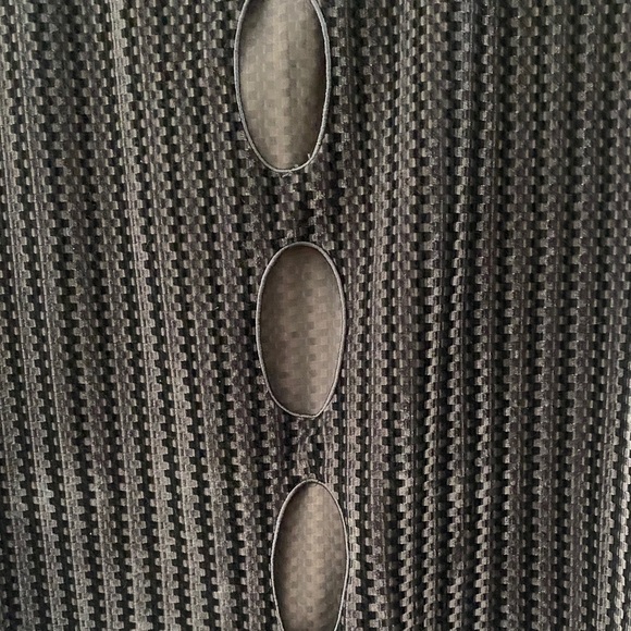 Fashion Brand Company Black Textured Crop Top - Picture 4 of 4